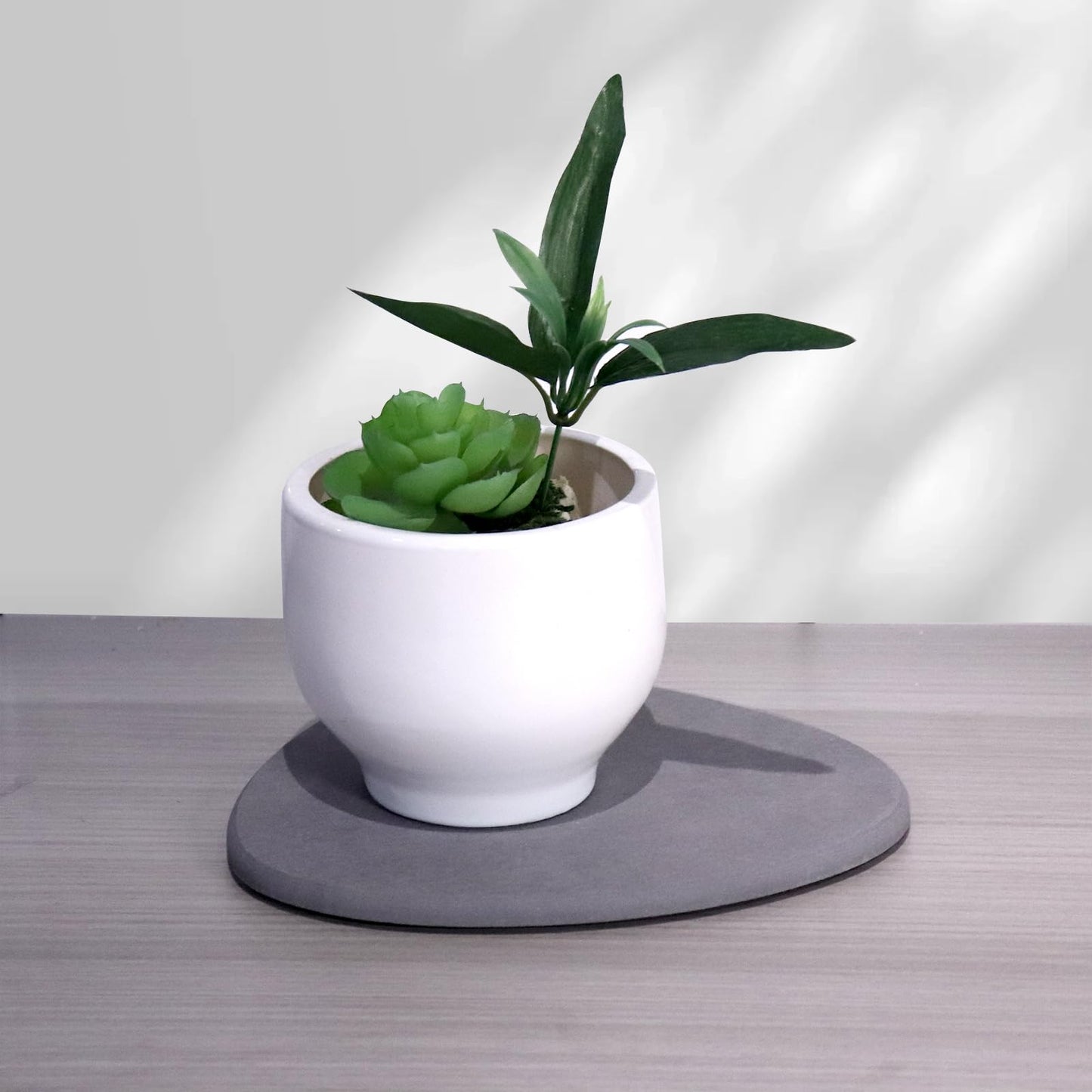Elfcool Plant Saucer Quick Dry Absorbent Flower Pot Saucer Dirp Tray Diatomaceous Earth Mat for Indoor Outdoor Plants (8''-Dark Grey-2pack)
