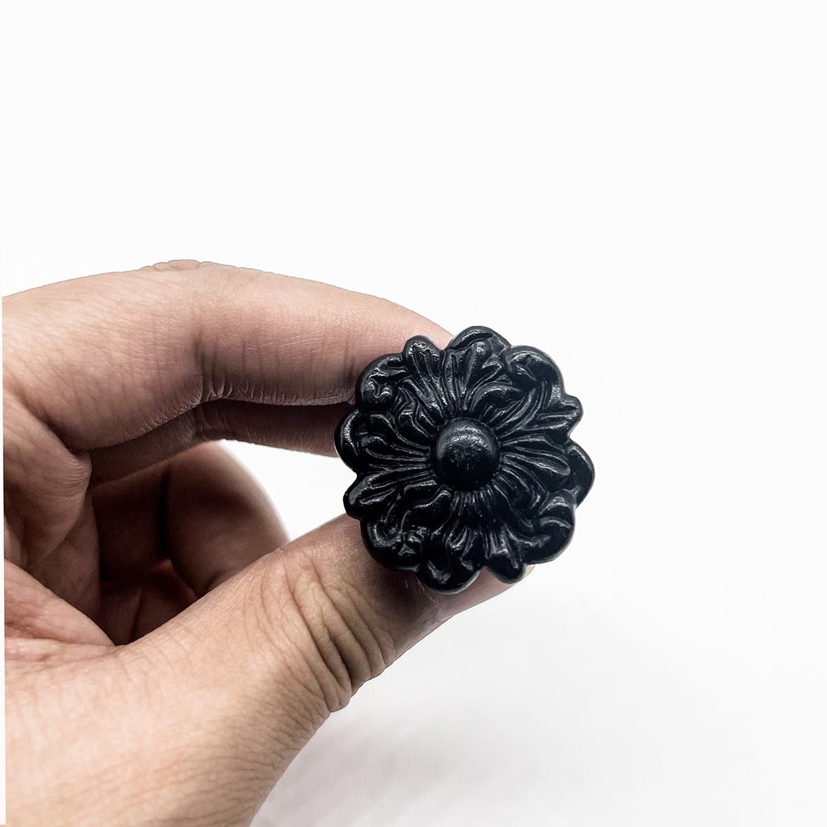 YOUYOUULU 8Pcs Black Flower Knobs - Solid Drawer Rose Knobs - Vintage Flower Handles with Scre. (Black 8pcs)