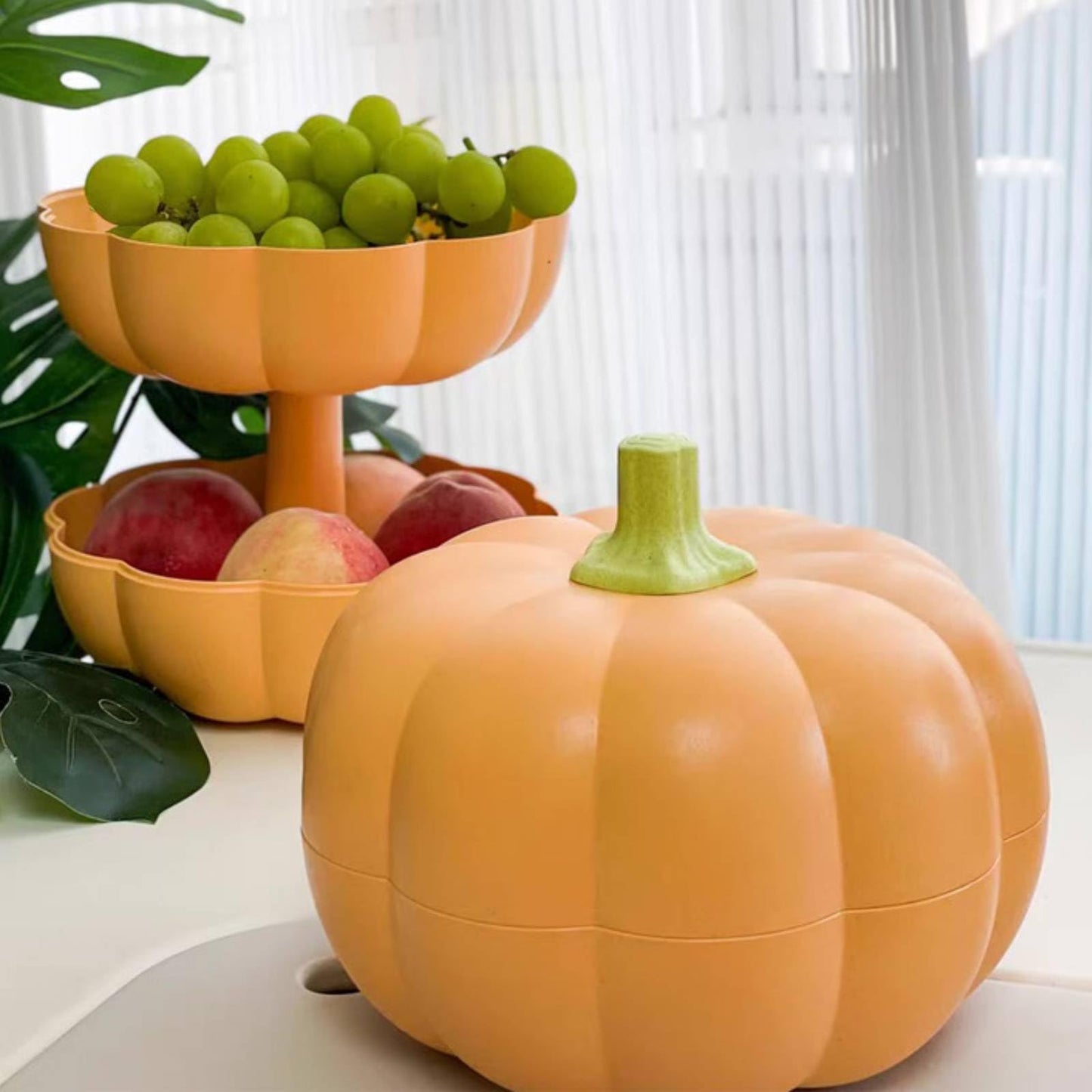 Large Pumpkin Bowls 2 Set, Plastic Pumpkin Candy Dish Jar with Lid Thanksgiving Decor Pumpkin Dish with Cover Pumpkin Serving Tray Fall Decorative Food Snacks Storage Container for Sugar Cookie