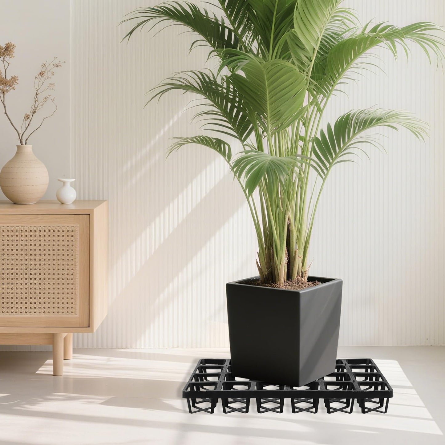 SINJEUN 12 Pack Square Nursery Pot Tray with 24 Holes, Black Plastic Nursery Trays for Carrying Small Plant Pots