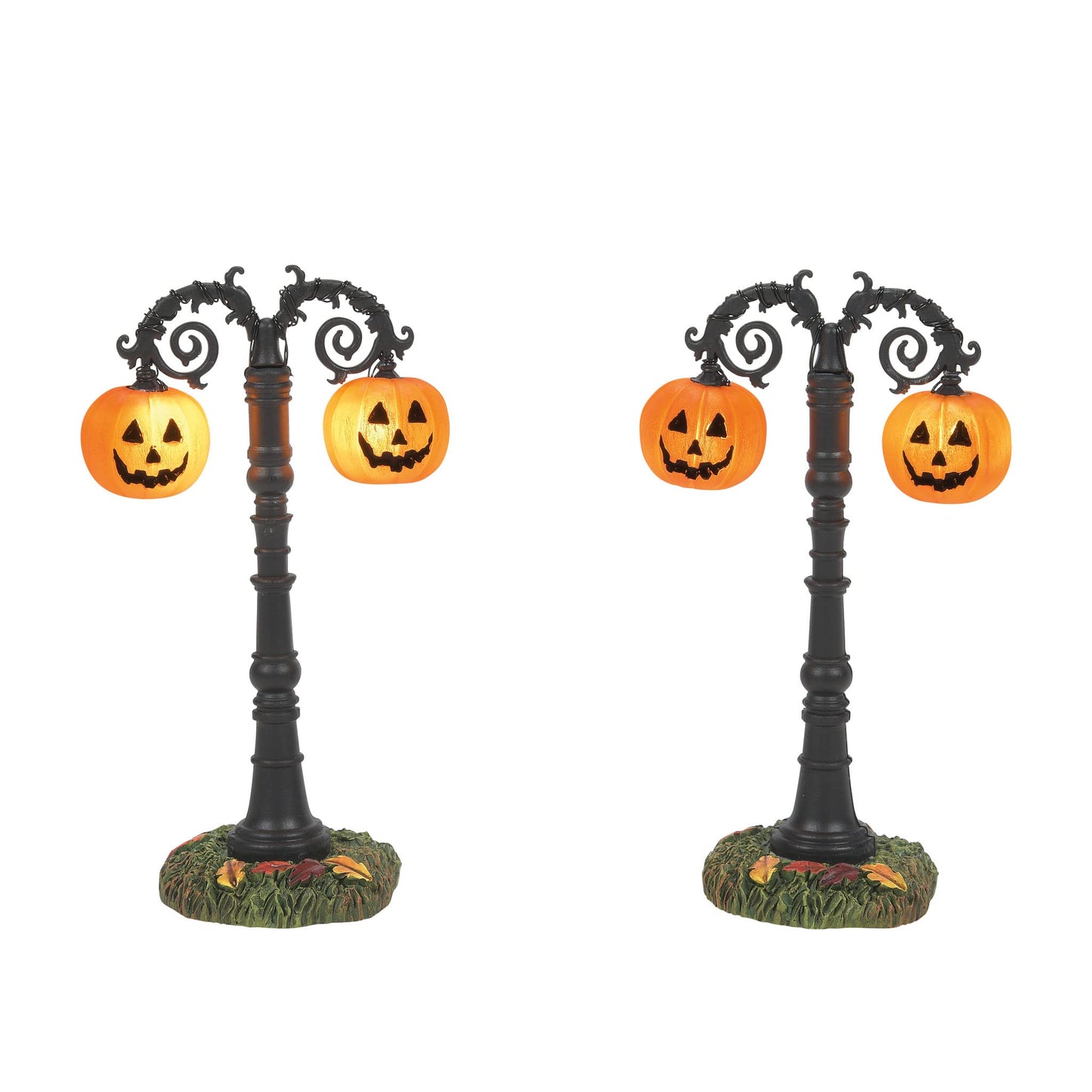 Department 56 Village Collection Accessories Halloween Hallows Eve Pumpkin Street Lamps Lit Figurine Set, 4.3 Inch, Multicolor