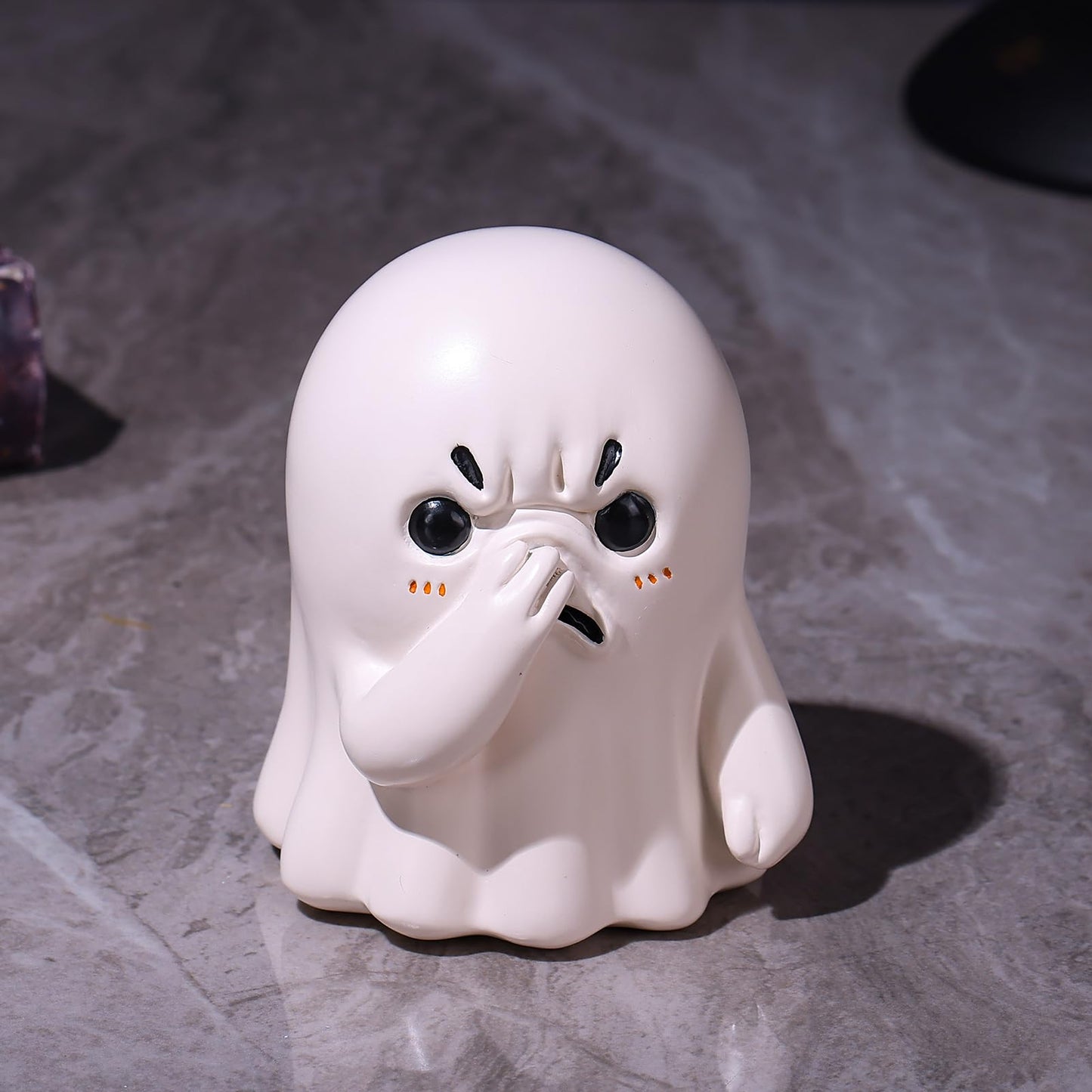 orenm Holding Nose Ghost Figurines - Cute Halloween Decor Indoor Resin Ghost Figurines,Funny Bathroom or Shelf Knick Knacks Statue,Home Bedroom Office Desk Decor Art,Gifts for Ghost Lovers