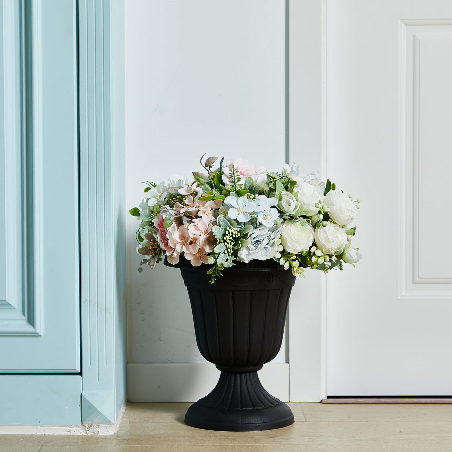 Zhehao 4 Pcs Plastic Urn Planter 10 x 11.5 Inch Black Classic Flower Pots Front Porch Planters Indoor Outdoor Planters with Pedestal for Wedding Party Bridal Shower Garden Patio Home Decor