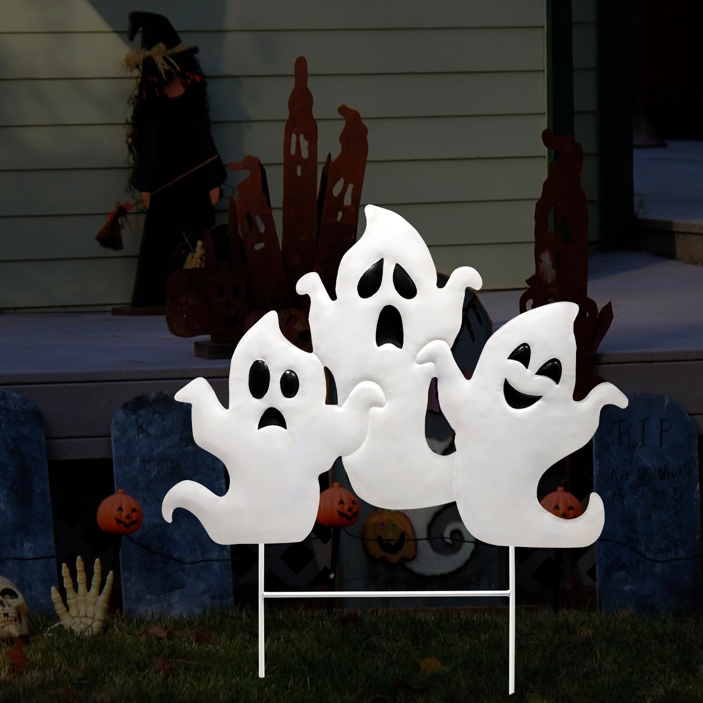 YIYA Halloween Garden Decorations Metal Halloween Ghost Yard Signs with Stake Outdoor Decorations Signs for Lawn Decor Yard Garden Decor