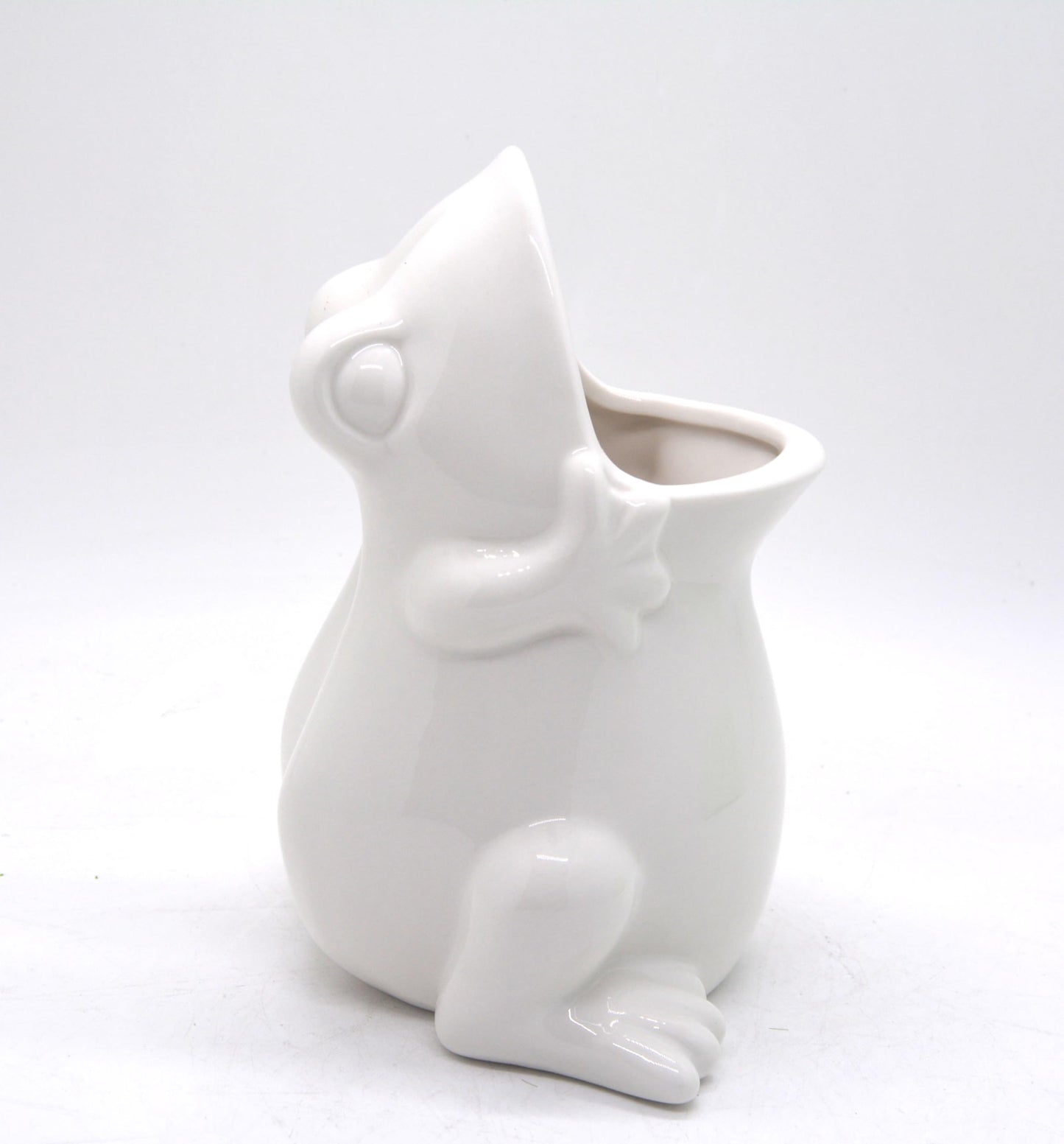 MONMOB 7" Ceramic White Frog Shaped Plant Pot for Bonsai Flower Succulent Planter Candy Dish Pencil Holder Frog Home Garden Decor Multipurpose Gifts for Mom Grandma Women
