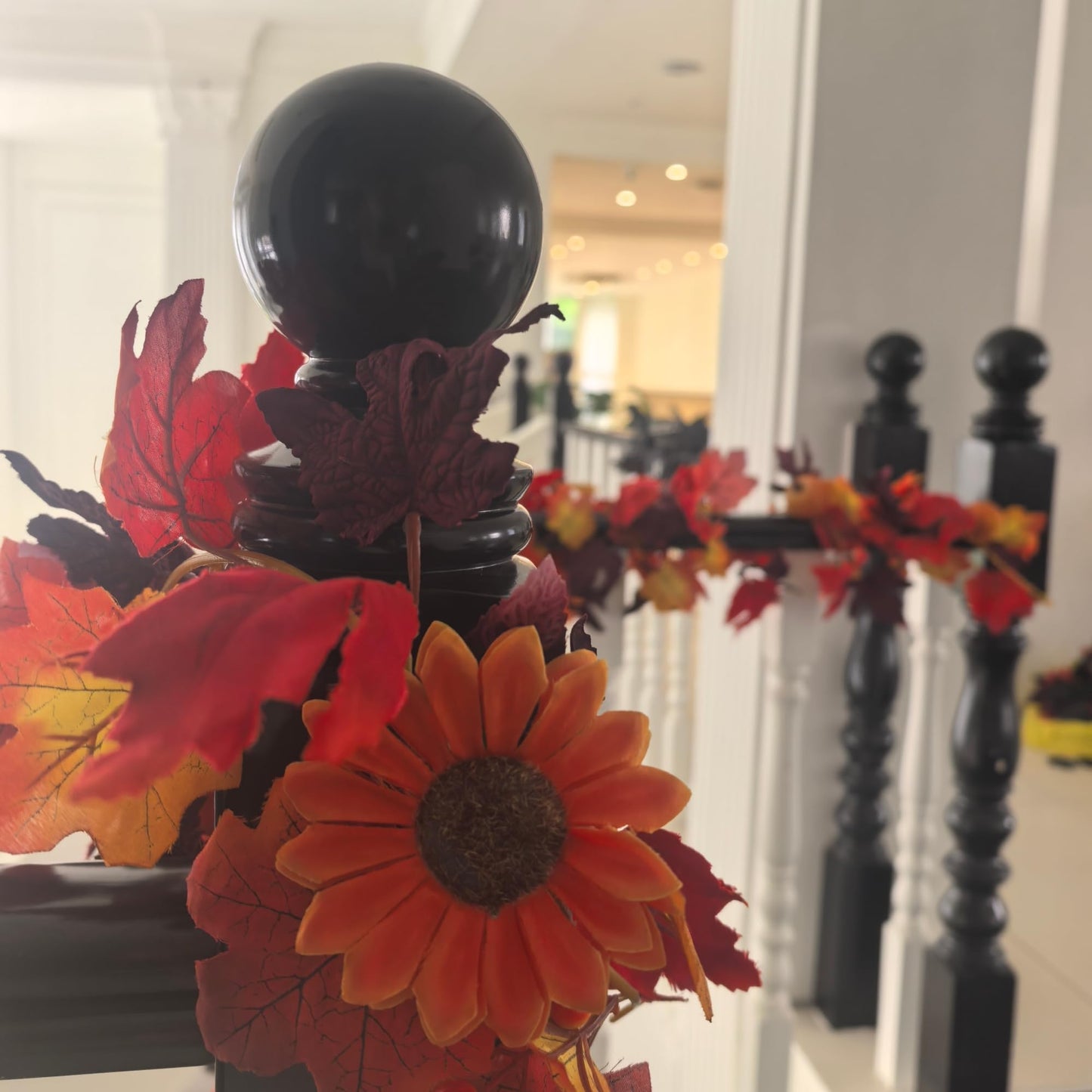 Artificial Fall Garland with Maple Leaves, Pumpkins & Berries β 7Fft Orange Autumn Garland for Thanksgiving, Fireplace Mantel, Doorway & Fall Harvest Table Decor