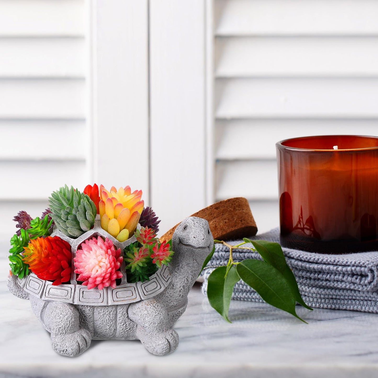 Umigy 2 Pcs Turtle Planters Succulent Pot, Indoor Outdoor Planter with Drainage Holes, Resin Material, Gardening Home Desk Cute Decoration Gifts for Plant Turtle Lovers, 5.51" x 4.33" x 3.14"