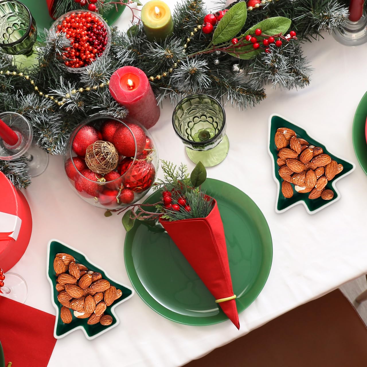 Angoily 2Pcs Christmas Tree Ceramic Dish, Christmas Tree Sauce Dish Xmas Snack Appetizer Tray Ceramic Appetizer Tray Candy Serving Platters Snack Dry Fruit Sauce Dishes Wedding Holiday Party, Green