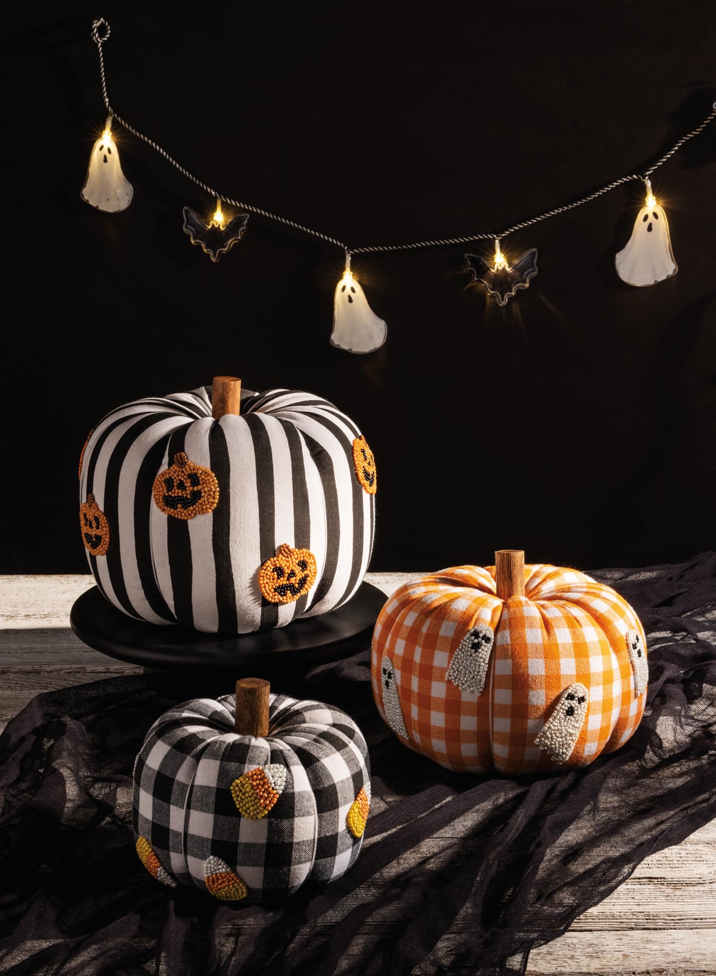 Mud Pie Halloween Beaded Ghost Icon Pumpkin Sitter