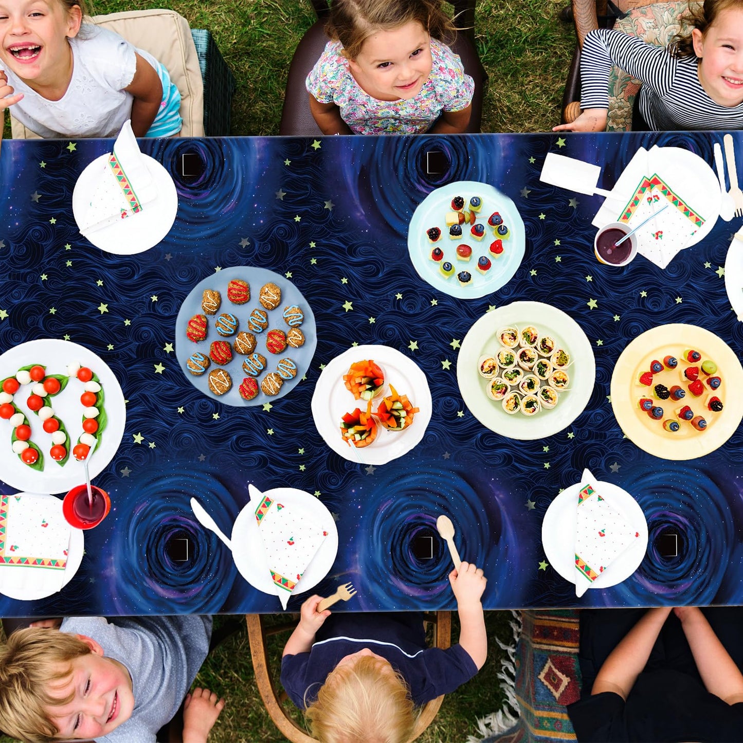 3 Pcs Button Eyes Tablecloths Button Party Decorations Samhain Plastic Table Cover Cartoon Movie Theme Fantasy Keyhole Disposable Rectangle Table Cloth for Witch Horror Birthday Supplies 108x54 Inch