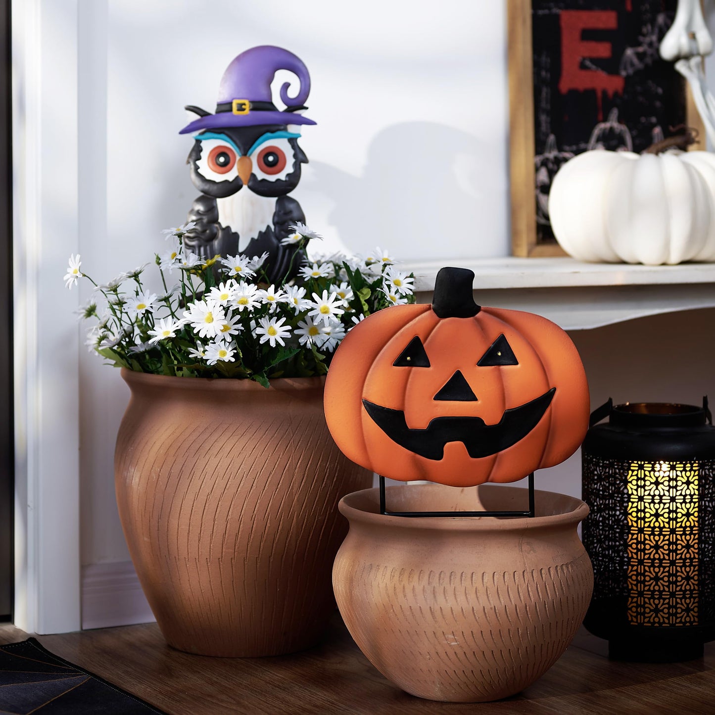 TERESA'S COLLECTIONS Metal Halloween Yard Stakes Decorations for Outdoor, Solar Jack-o-Lantern Pumpkins Garden Stakes for Halloween Party Decor, Purple Yard Sign for Lawn Patio, 26"