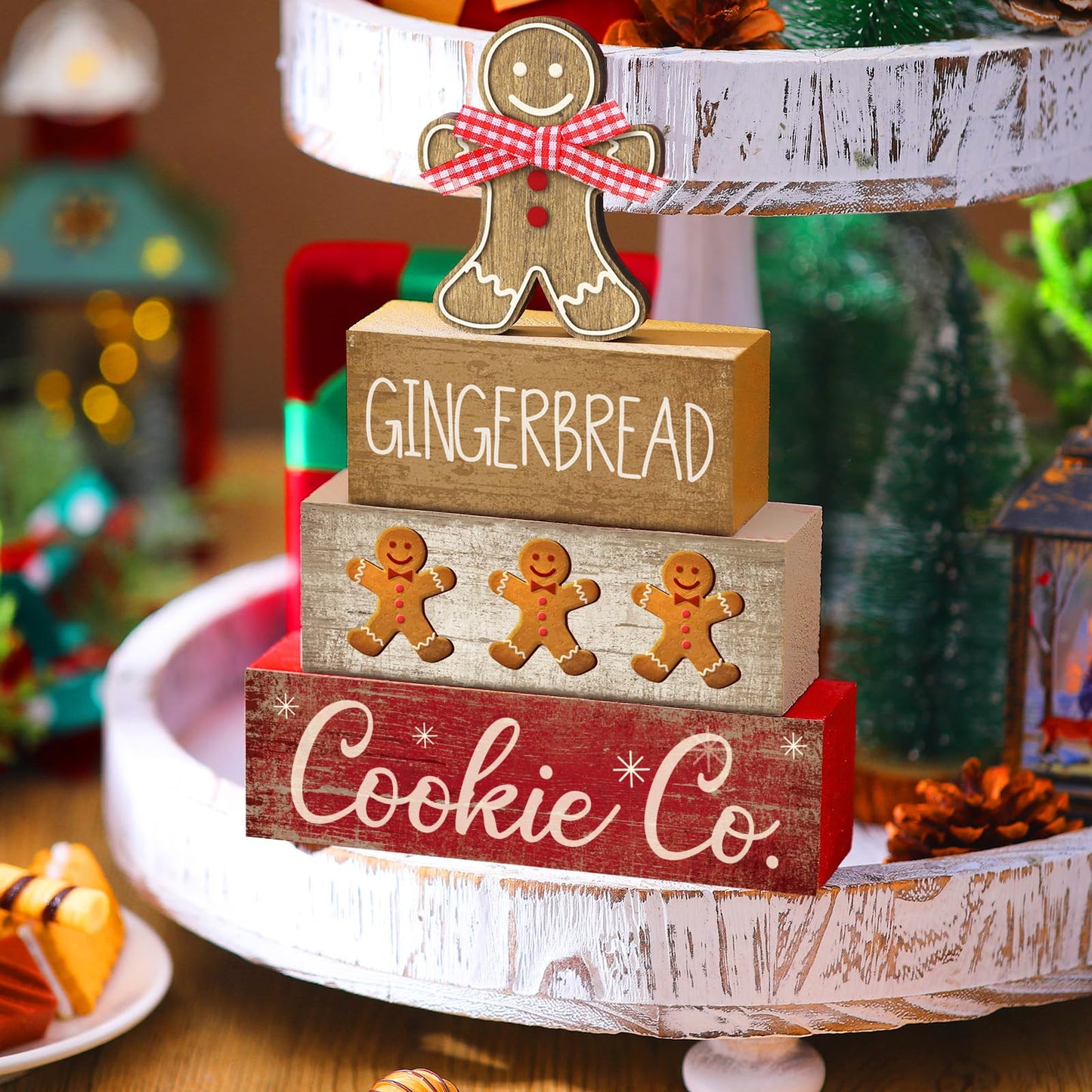 Moucuny 4 Pcs Christmas Table Decor Gingerbread Man Decoration Christmas Centerpiece Winter Tiered Tray Decor Rustic Gingerbread Block Signs Gift Winter Table Decoration for Xmas Party Kitchen Home