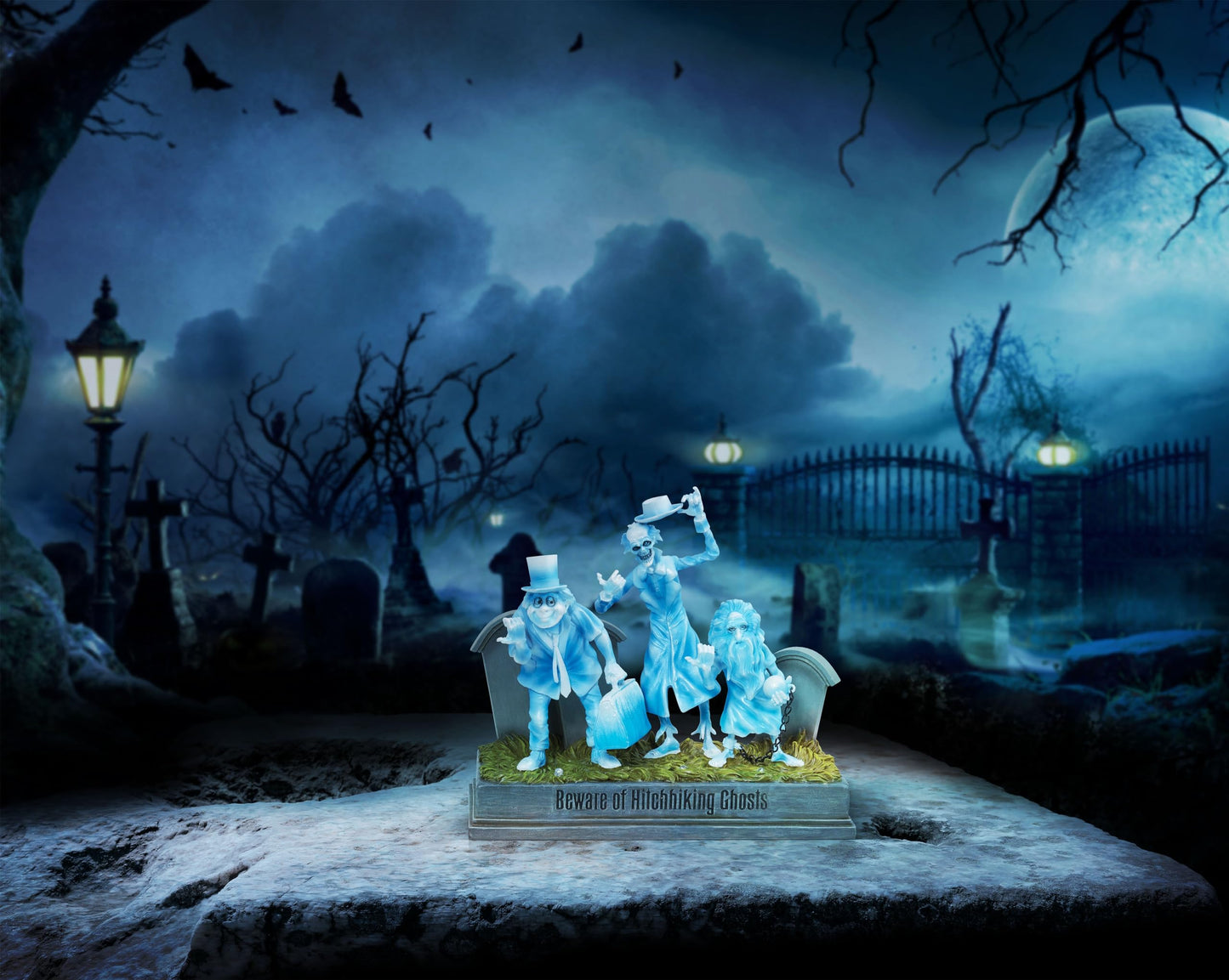 Enesco Disney Showcase The Haunted Mansion Hitchhiking Ghosts Lit Figurine, 8 Inch, Multicolor