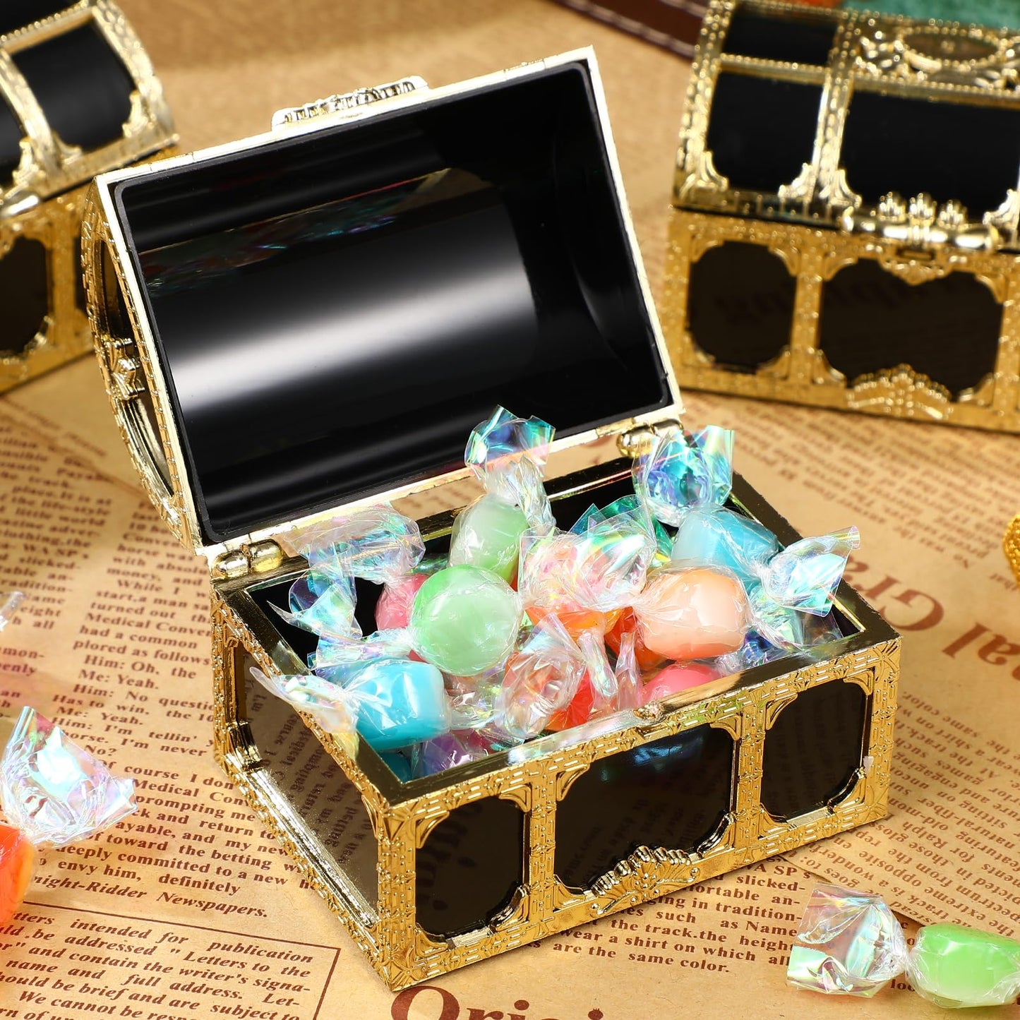 Veemoon 12 Pack Pirate Chest Storage Boxes Plastic Mini Treasure Chests 2.95X2.12X1.96In Waterproof Decorative Pirate Sugar Box for Party Favors Cake Decorations and Kids Pretend Play