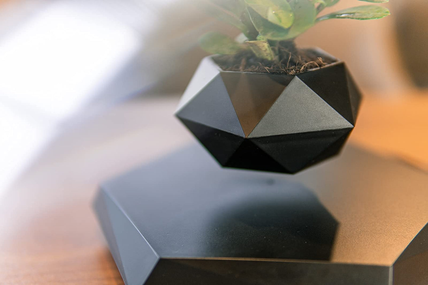 HCNT Levitating Plant Pot, Magnetic Levitation Flower Pot Rotating Planters Suspension Floating Plant Succulents Potted for Home Living Room Office Desk Decoration (Black)