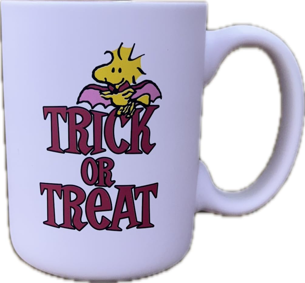 Zrike Peanuts Halloween Ceramic Coffee Mug, Pink with Mauve Interior, Trick or Treat