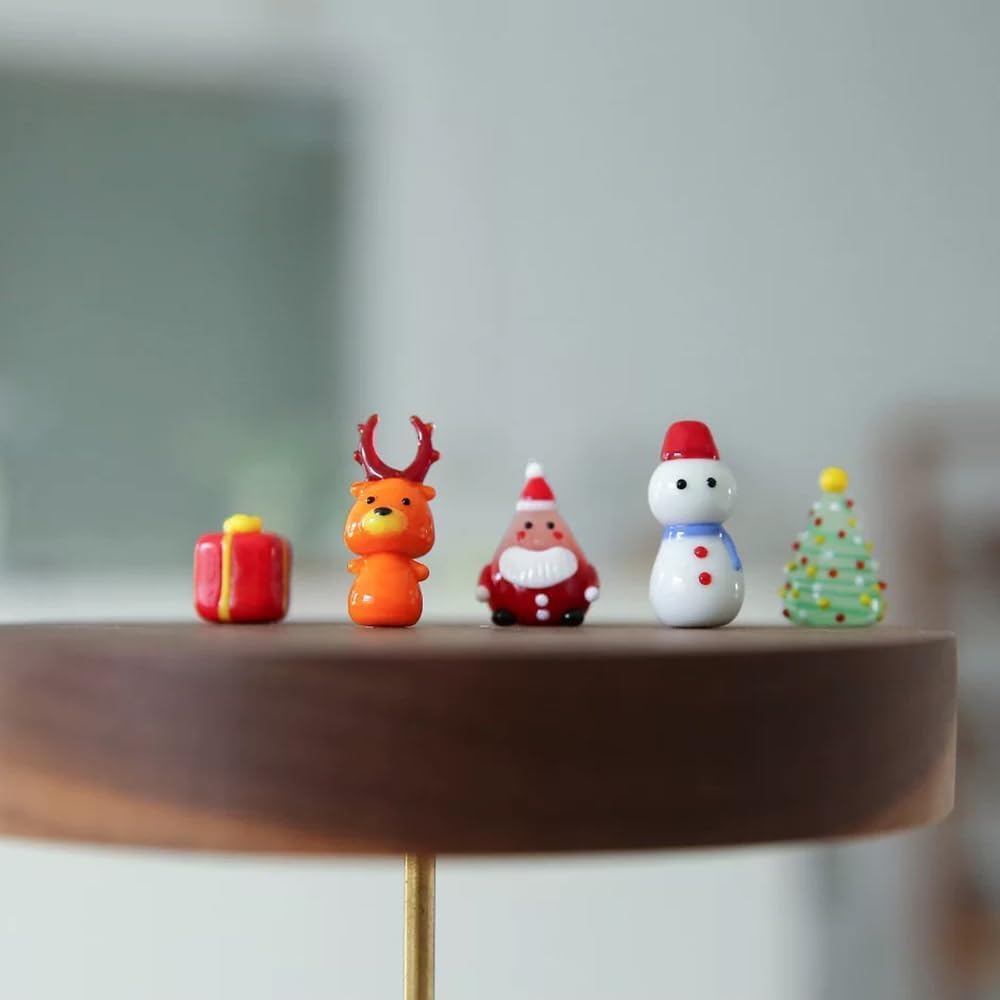 Mollytek 5PCS Mini Hand Blown Glass Figurines Collectibles Miniature Hand Blown Glass Ornaments Decor Assorted Cute Home Office Table Computer Car Dashboard Ornament (Christmas)