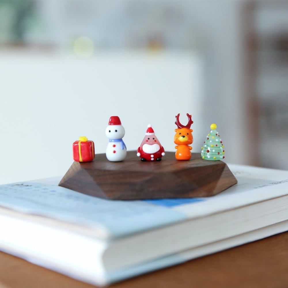 Mollytek 5PCS Mini Hand Blown Glass Figurines Collectibles Miniature Hand Blown Glass Ornaments Decor Assorted Cute Home Office Table Computer Car Dashboard Ornament (Christmas)