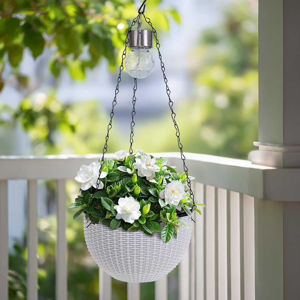 ZUIAOYIBOU Hanging Pots for Plants Outdoor - 2 Pack White Artificial Rattan Solar Flower Baskets with Drainage Holes & Removable Tray, Garden Gifts for Women/Mothers, Porch, Balcony Decor