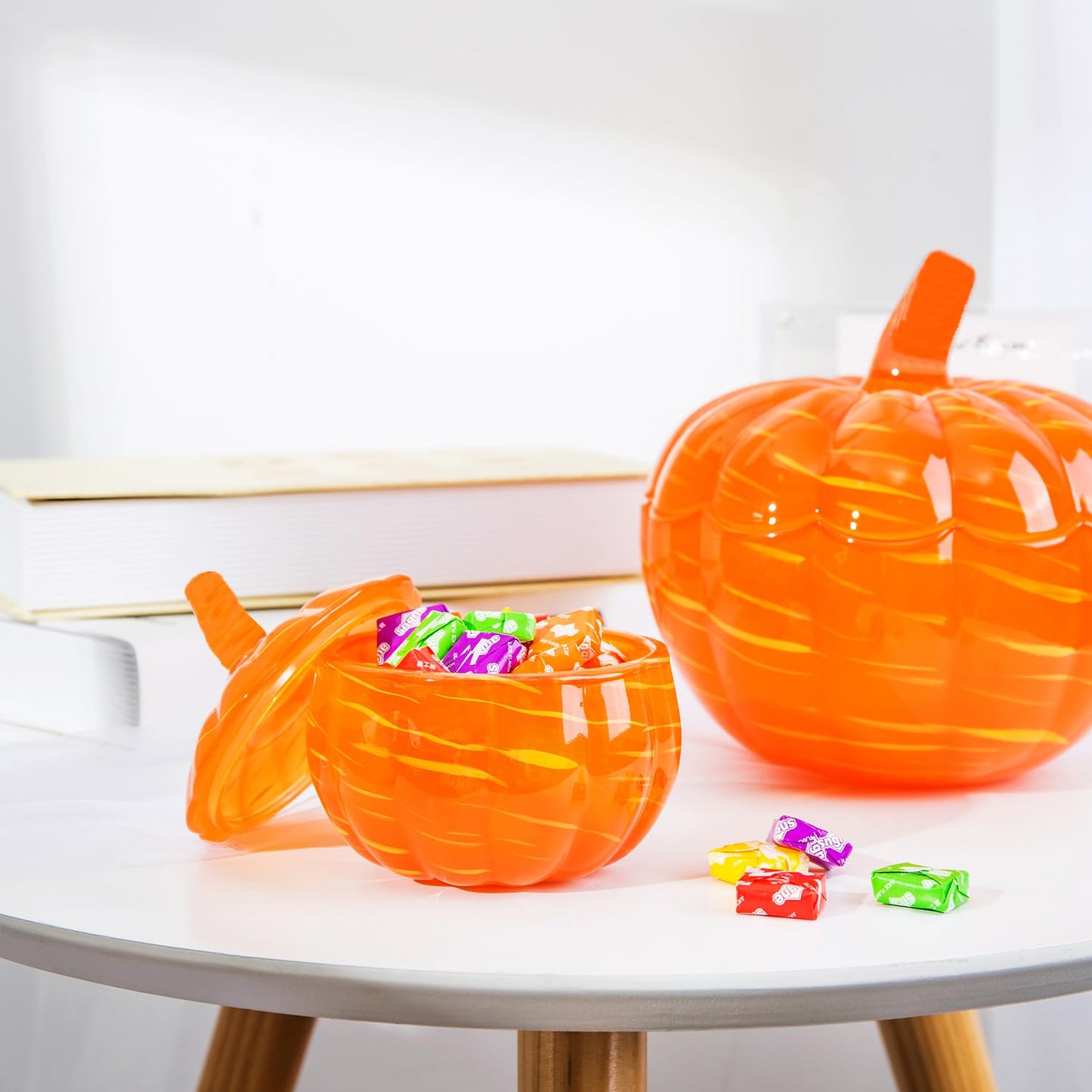 Crystal Pumpkin Jar with Cover, Glass Decorative Wedding Candy Bowl Snack Candy Dish Storage with Lid Organizer Canisters Home Decor Fall Thanksgiving Halloween Party Centerpieces (L, Orange)