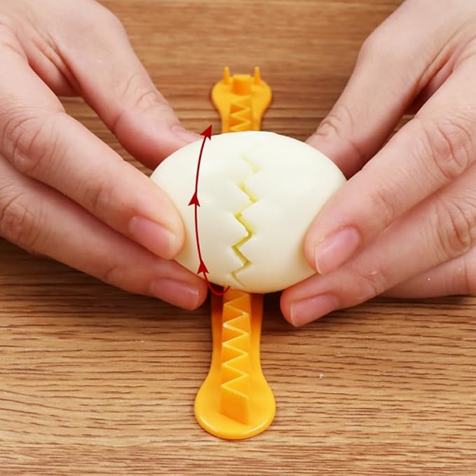 4 PACK Fancy Cut Eggs Cutters, Fancy Cooked Eggs Cutter Multi-functional Household Egg Cut Flower Shaper, Exquisite Kitchen Accessories, Easy to Clean (2 Shapes)