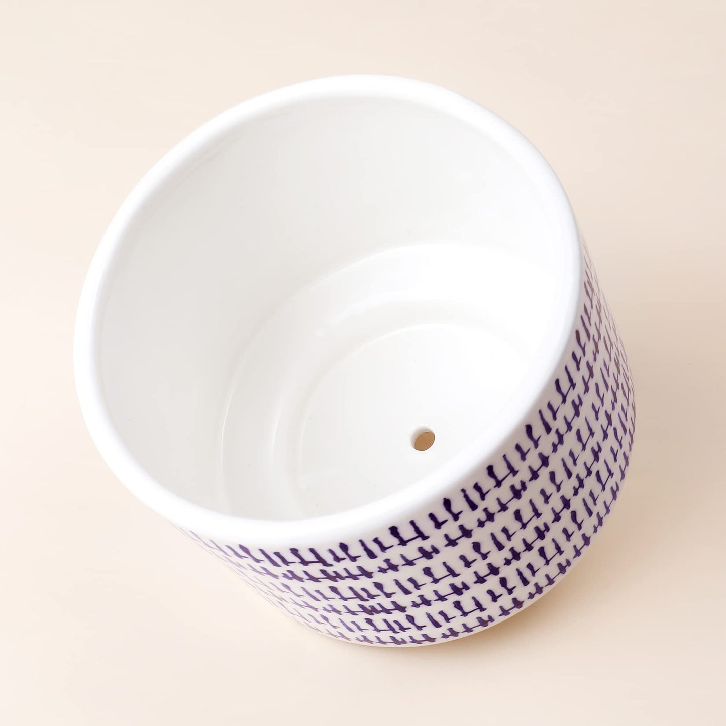 LA JOLIE MUSE Blue Planter with Stand - 7.3 Inch Retro Round Decorative Flower Pot Indoor with Wood Planter Holder, Blue and White, Home Decor Gift