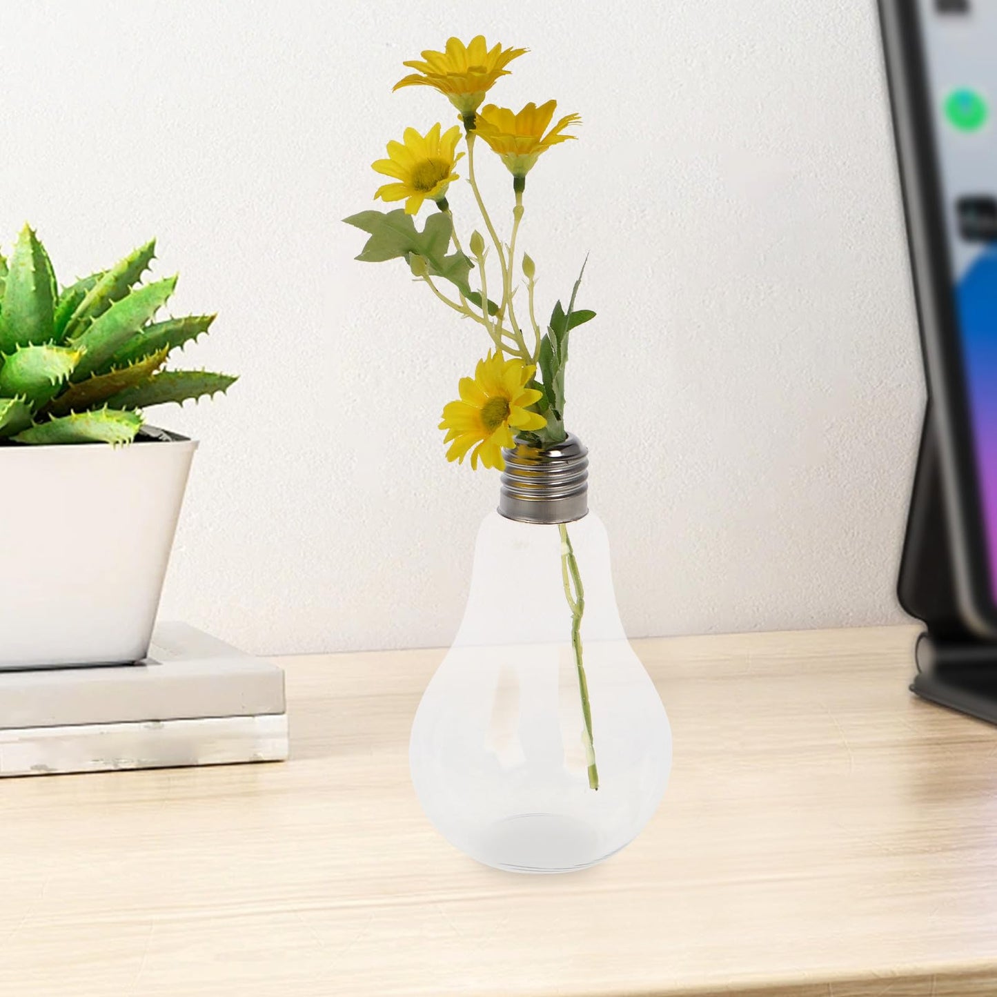 Toyvian 2pcs Hanging Light Bulb Glass Vases Set, Mini Bulb Containers for Hydroponic Flowers, Glass Terrarium Decor for Home, Living Room, Wedding Table