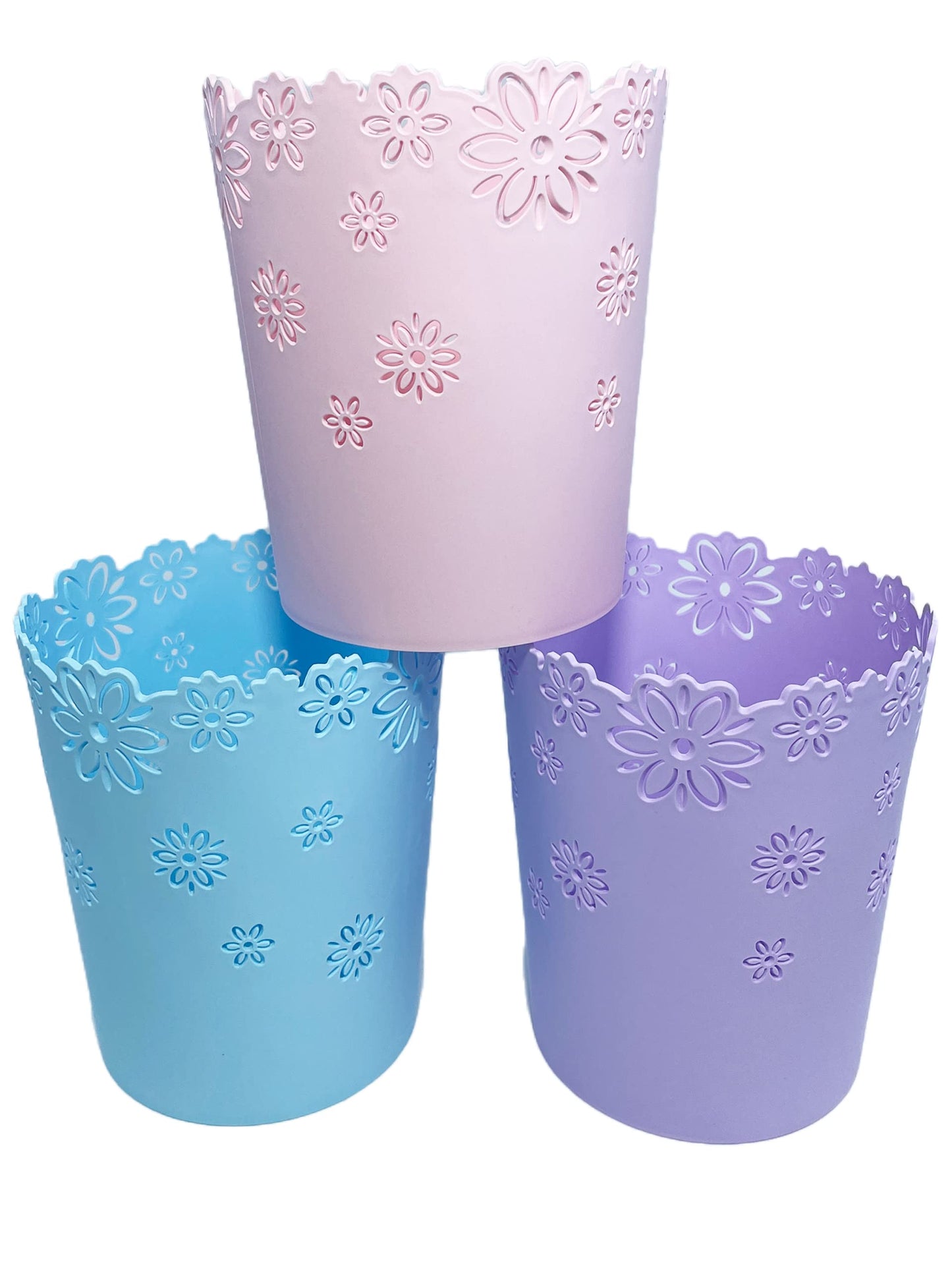 AORNTAE Wastebasket, Hollow Flower Shape Plastic Lidless Wastepaper Baskets Trash Can (Pink, Mini)