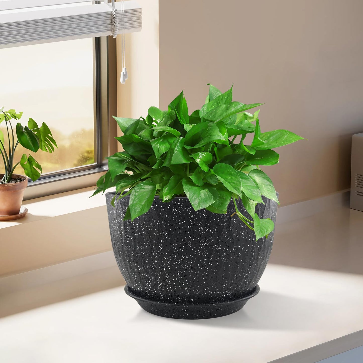 GDJUQZ 12/10/9 inch Plant Pots, 3 Pack Flower Pots for Outdoor Indoor Garden Plants, Large Planters with Multi Mesh Drainage Holes and Saucer (Speckled Black, 12"+10"+9")