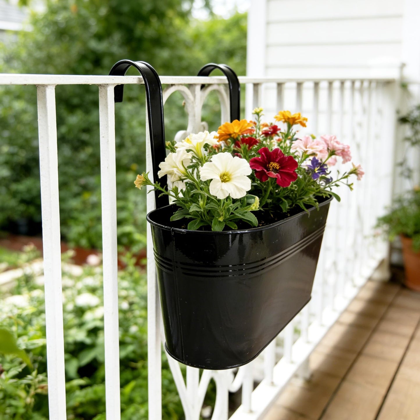 Joyfernal Set of 6 Balcony Hanging Planters, 2 Pcs 17" Metal Railing Flower Pots & 2 Pcs 12" Deck Planter & 2 Pcs 4" Fence Pot for Outdoor Patio Garden Décor, Black