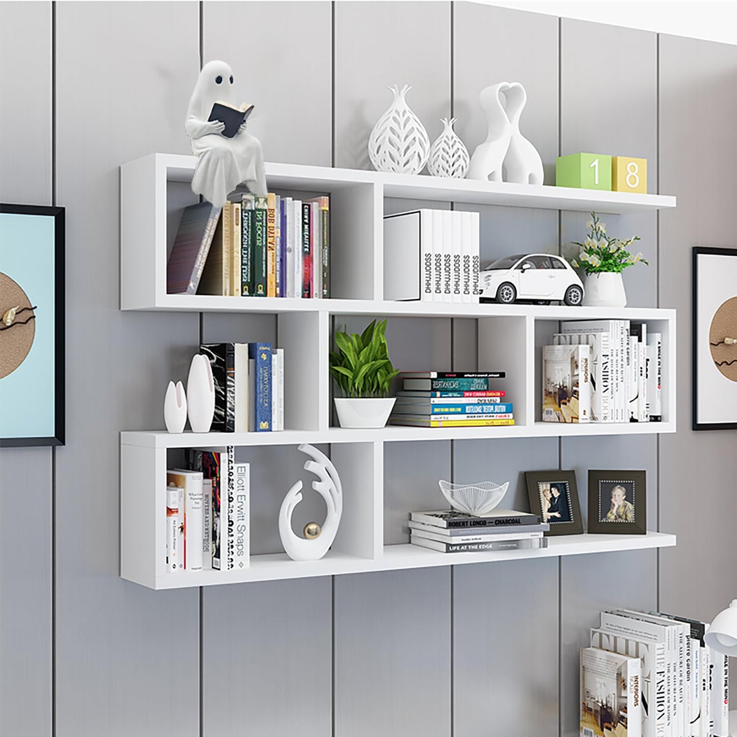Qaoliffa Reading Ghost Figurine，Ghost Resin Ornament,Halloween Ghost Decorations for Desks, Bookshelves, and Living Rooms