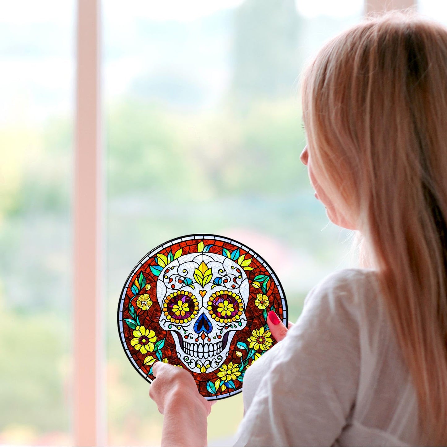 Dia De Los Muertos Sugar Skull Stained Glass Window Hanging Skull Sun Catcher Halloween Decor Halloween Home Decoration Suncatchers for Garden Home Windows Hanging, 7.87inch