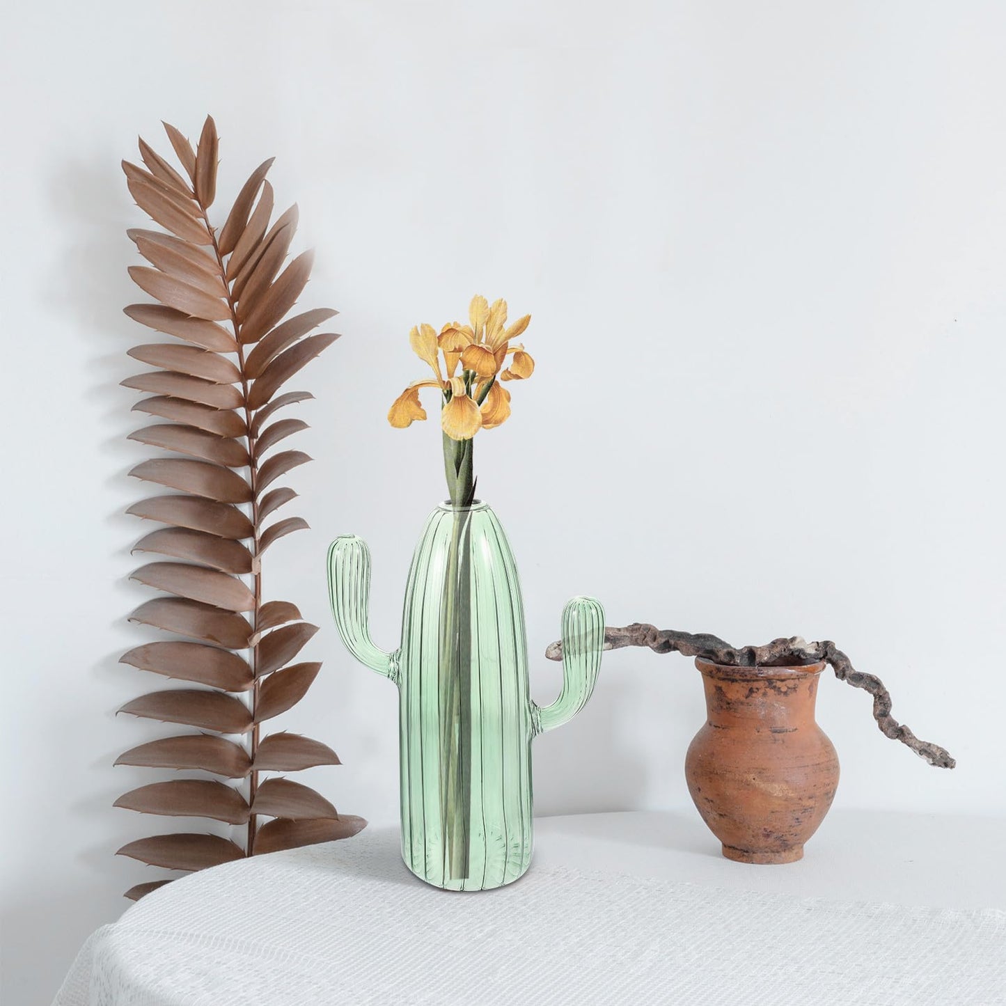 Beavorty Cactus Shaped Glass Hydroponic Plant Vase Green Decorative Terrarium Jar for Home Office Table Centerpiece