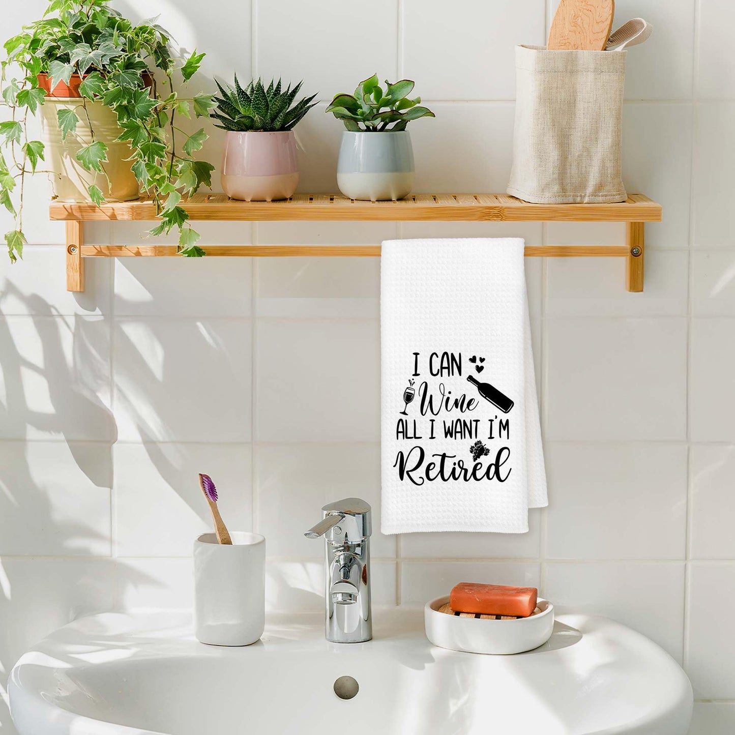 Qskjre Funny Retirement Gifts Kitchen Towels, Retirement Retired Gifts for Women Men, Funny I Can Wine All I Want I'm Retired Decorative Hand Tea Dish Towel for Kitchen Decor, 16x24 Inch