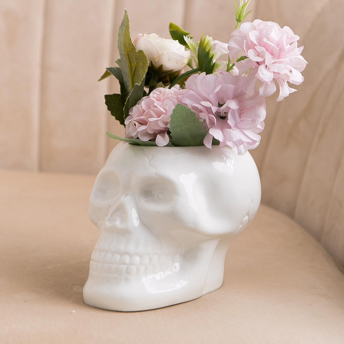 Tanvecle 2 Pcs Skull Planter Pots, Skeleton Vase/Bowl for Flowers, Succulent, Cactus and Candy, for Gothic Home Office Desk, Halloween and Day of The Dead Decorations - White and Black