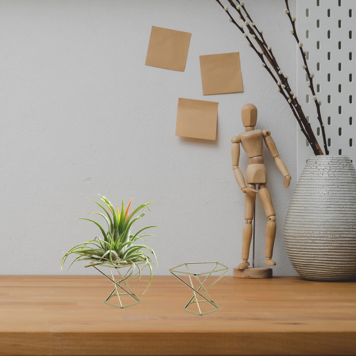 20 PCS Air Plants Holders Unique Geometric Metal Plant Stands Airplants Container Live Air Fern Display Racks Small Decor Items for Shelf (Gold)