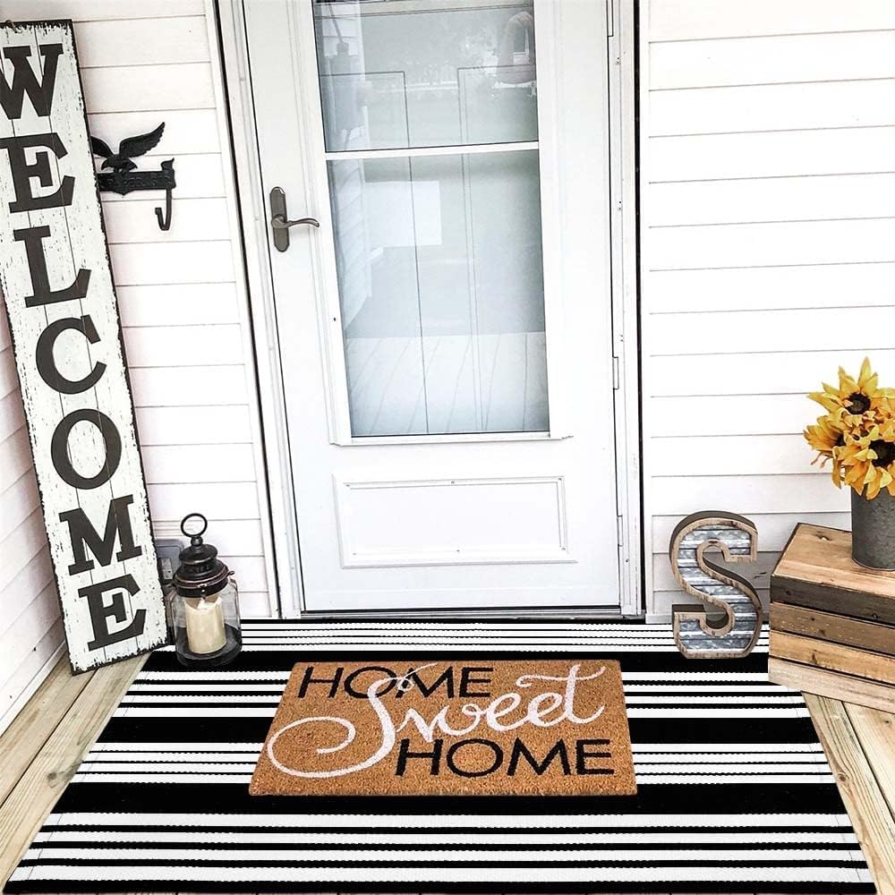 KaHouen Black and White Striped Rug (27.5 x 43 Inches),Black and White Outdoor Rug, Hand-Woven Striped Rug Indoor/Outdoor Area Rug Front Door Floor Mat for Farmhouse/Porch/Living Room.