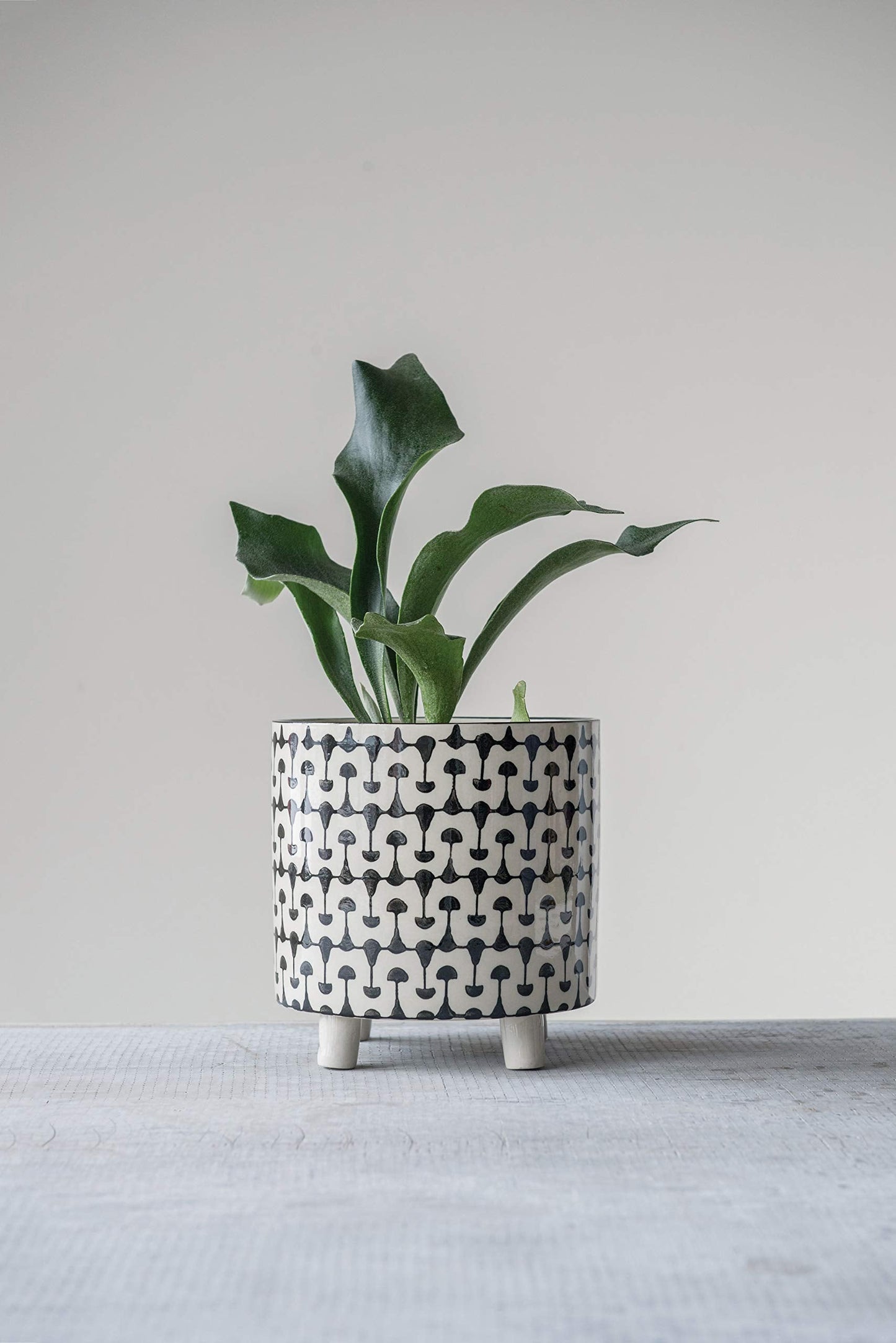Creative Co-Op Round Stoneware Planters with Geometric Prints, Black and White