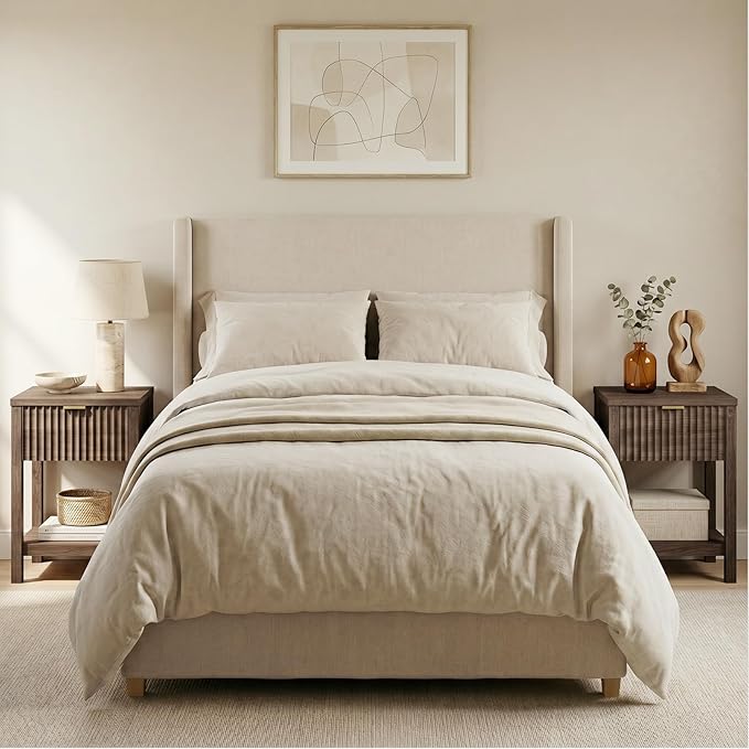 Fluted Night Stand with Golden Handle, Bedside Table with Storage Shelf