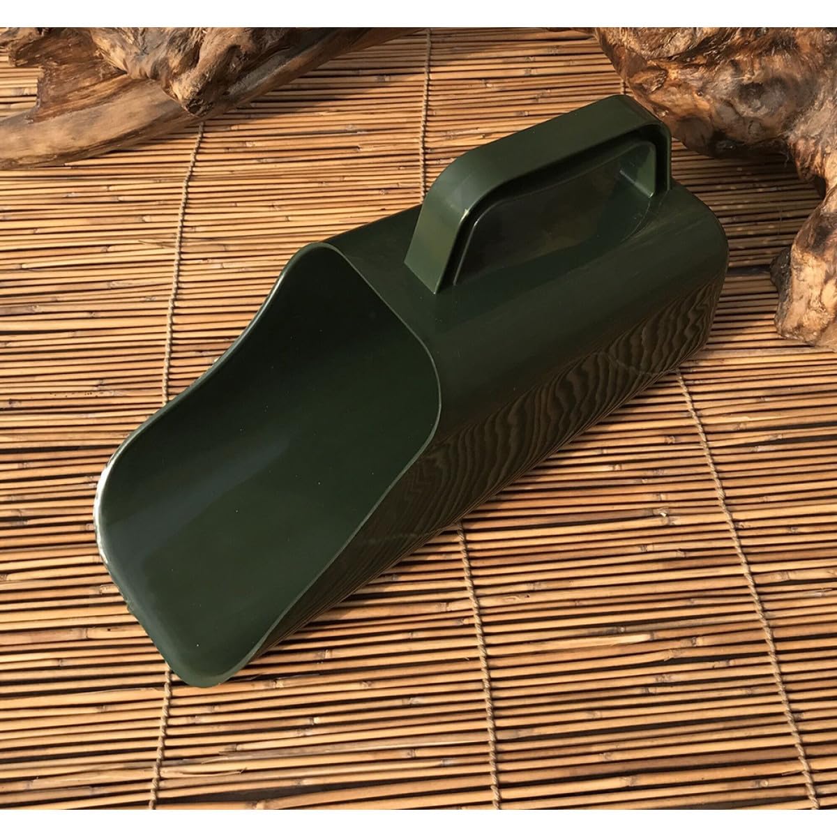 IMUSINICE Wear-Resistant Plastic Garden Soil Scoop and Hand Shovel for Bonsai and Potting Multifunctional Gardening Trowel for Indoor and Outdoor Plant Soil Sturdy Bucket Scoop