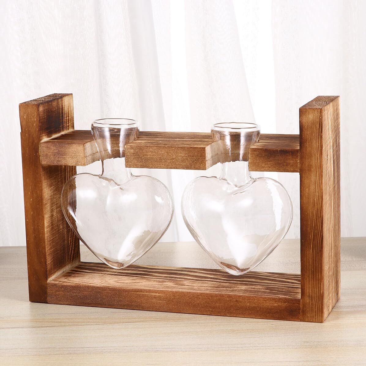 EPIGEIST 2Pcs Heart Shape Glass Vases Hydroponics Planter with Retro Wooden Rack Heat Resistant Transparent Glass Container for Flower Arrangement and Plant Propagation Decorative Terrarium