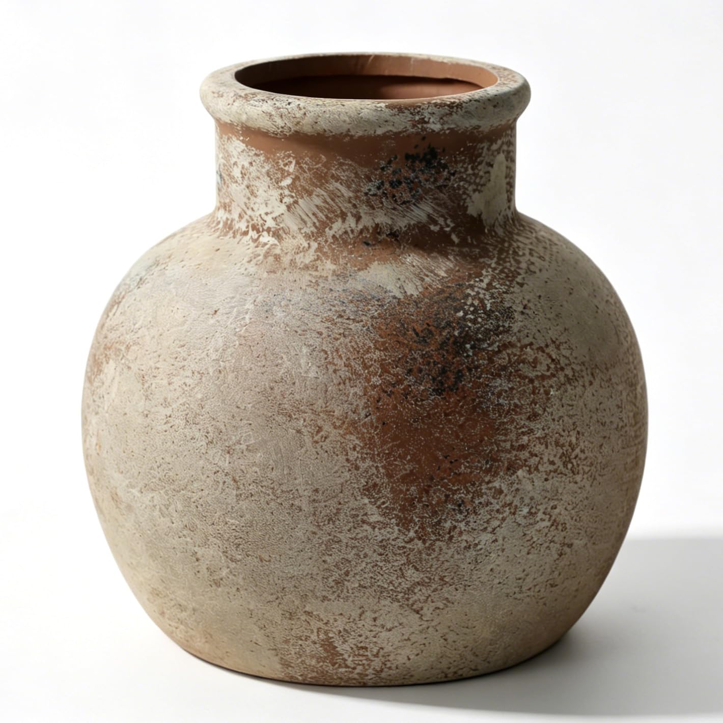 Sawoake Farmhouse Table Vase, 5.7 Inch Ceramic Pot, Rustic Boho Terracotta Decor for Shelf, Mantel, Bookshelf, Living Room, Handmade Aged Look Centerpiece