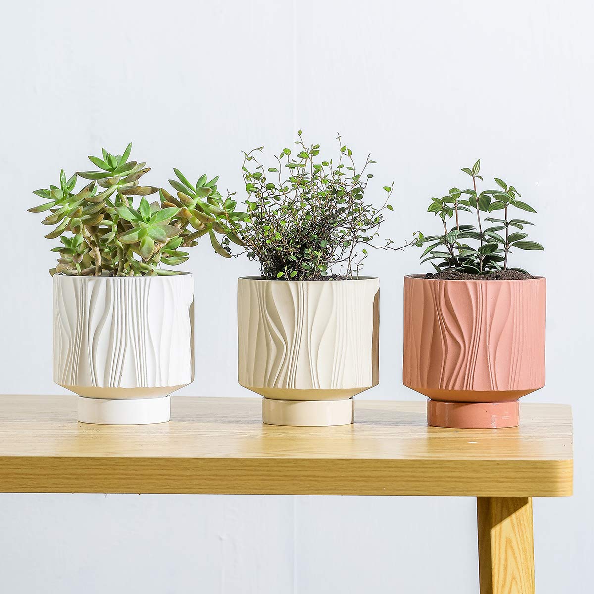 UBEE Ceramic Plant Pots for Indoor Plant, 5.5 inch Succulent Pot with Drainage Hole and Saucer, Flower Pot for Garden Home Desktop Office, Terracotta