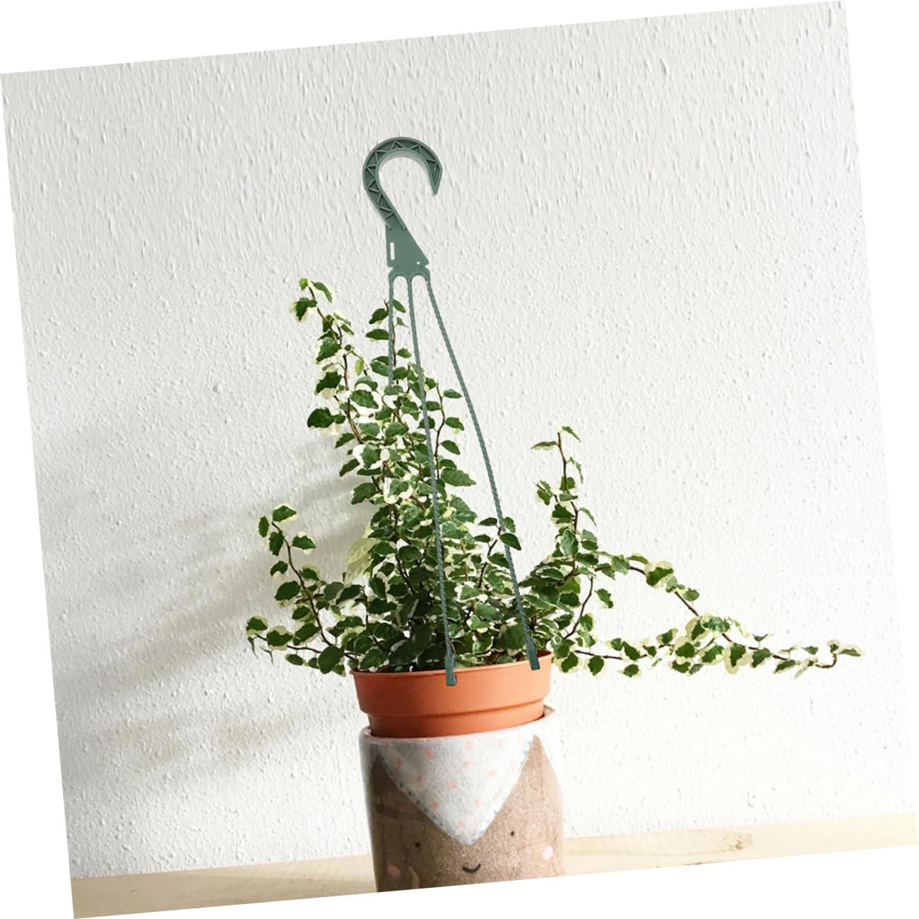 BESPORTBLE 5Pcs Hanging Planters Hooks Set Stylish Wire Flower Pot Hangers for Indoor and Outdoor Use Space Saving Plant Chains for Succulents and Plants