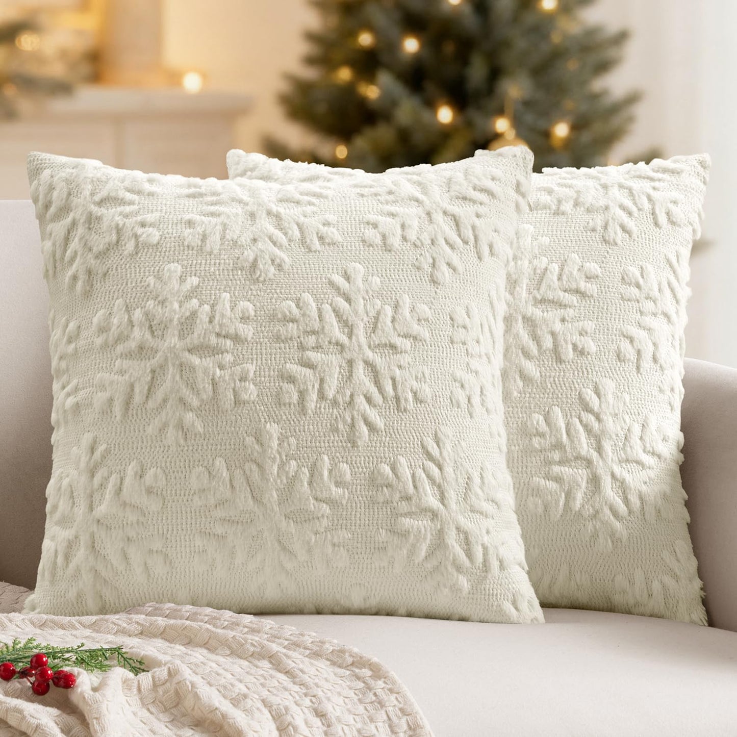 MIULEE Christmas Cream White Throw Pillow Covers Snowflakes Decorative 18×18 Inch Faux Wool Winter Festival Couch Pillow Covers Set of 2 Farmhouse Holiday Home Decors for Sofa Livingroom Bed