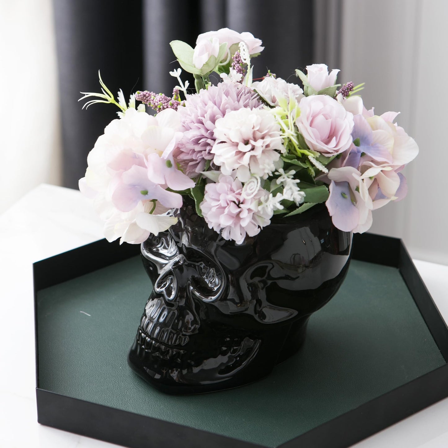 Tanvecle Skull Planter Pots, Skeleton Vase for Succulent, Flowers, Gothic Centerpiece for Table, Punk Home Decor and Accessories, Halloween and Day of The Dead Decorations - Black