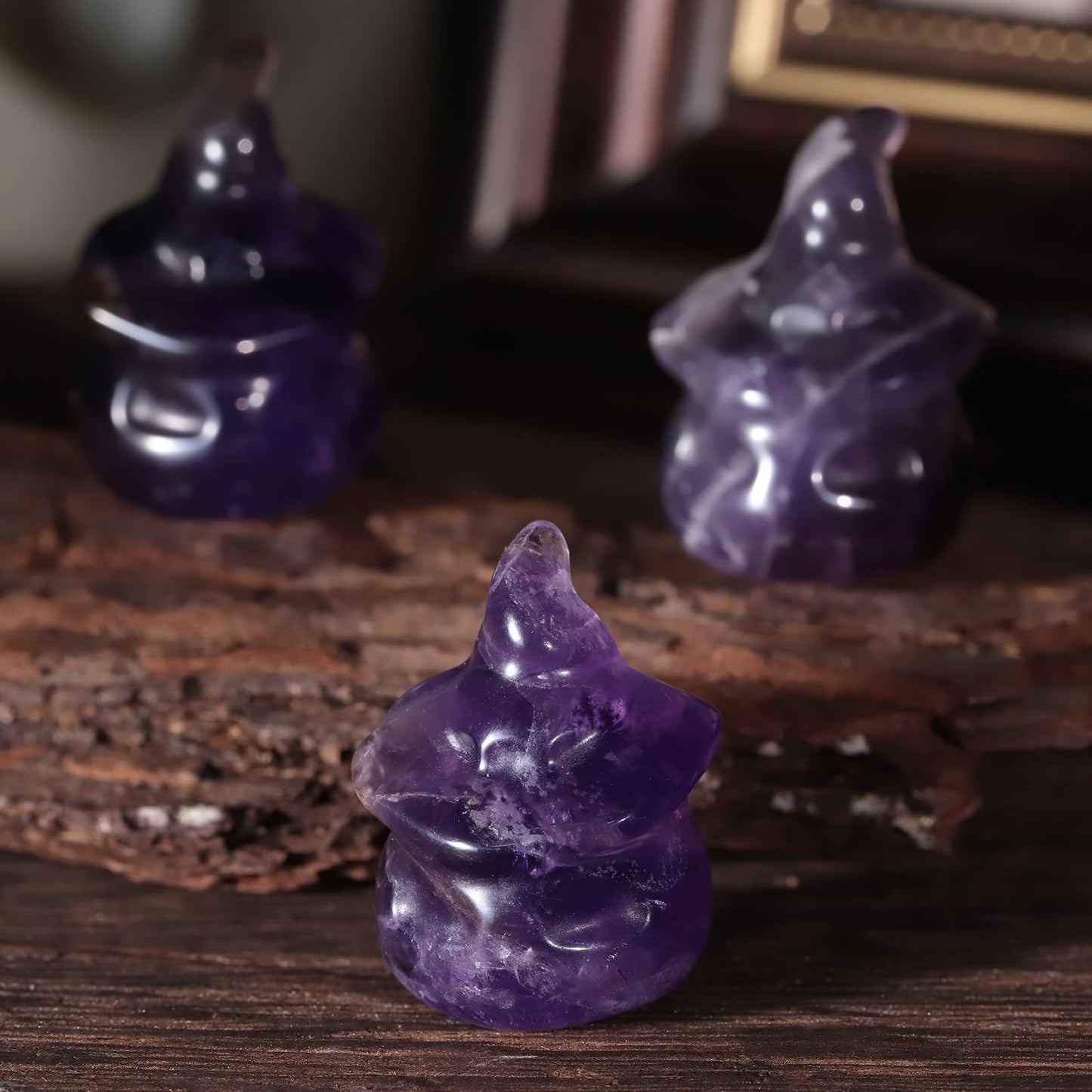 Amogeeli 1 Inch Hand-Carved Healing Pocket Stone Pumpkin Figurine, Halloween Pumpkin Crystal Decor for Home Office, Amethyst