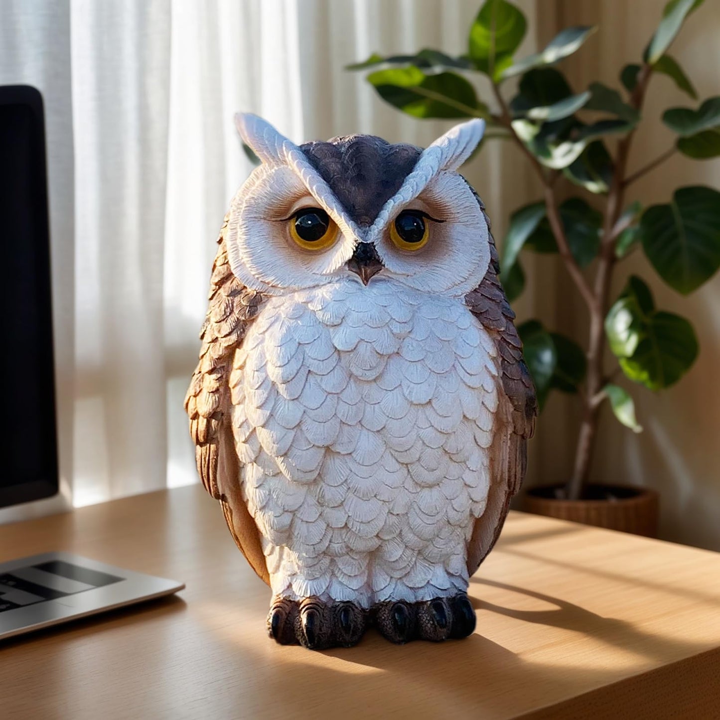 Tolatr Owl Statue Garden Decor, Resin Waterproof Halloween Indoor Outdoor Lawn Yard Patio Office Living Room Decoration Gifts for Mom Women (8.3 Inch)