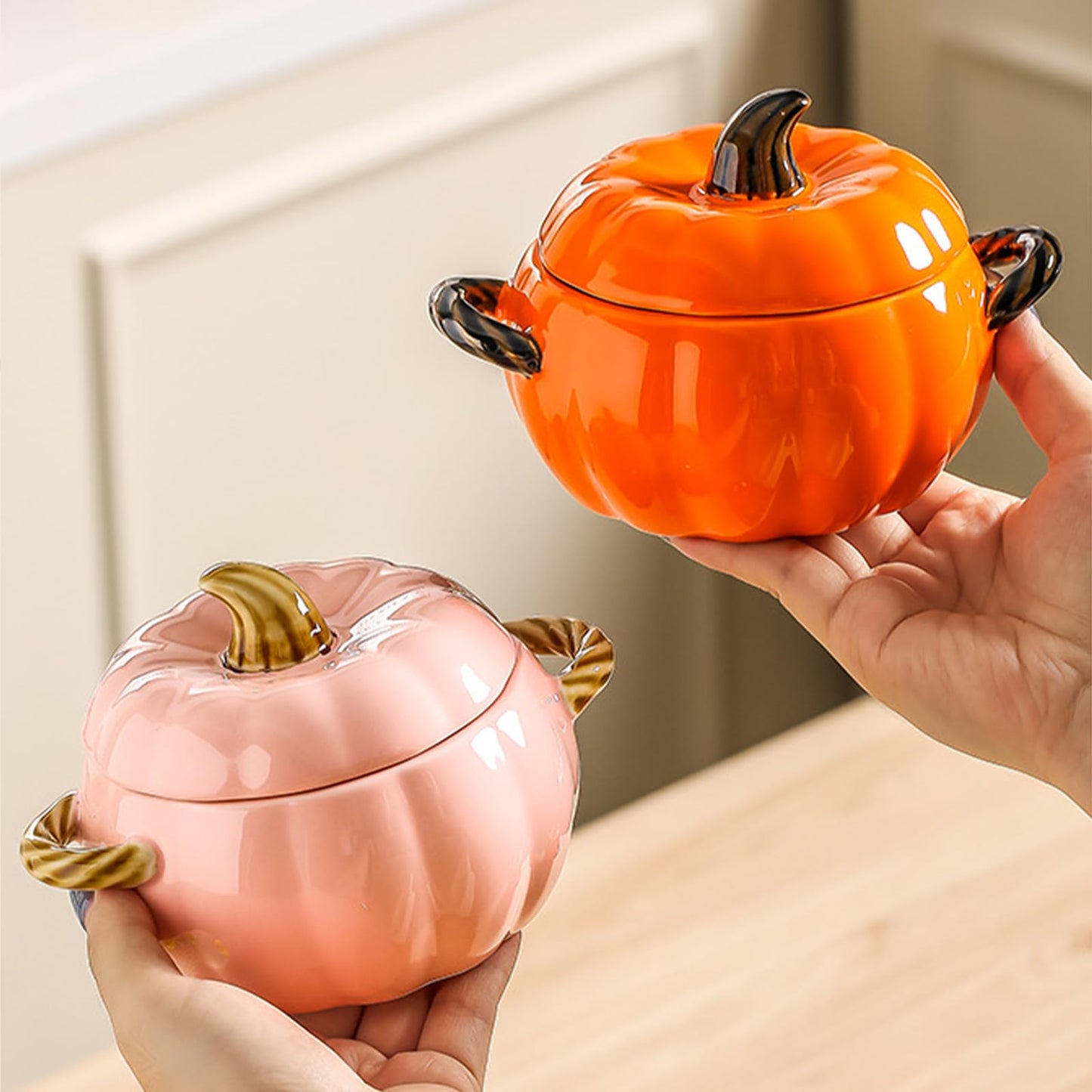 Dutch Pot with Lid, Pumpkin Shaped Ceramic Dessert Bowl, Cute Cushaw Bowl, Pumpkin Shaped Clay Pot Safe for Microwave and Dishwasher, Ideal Kitchen Decoration and Gift for Halloween (Orange)