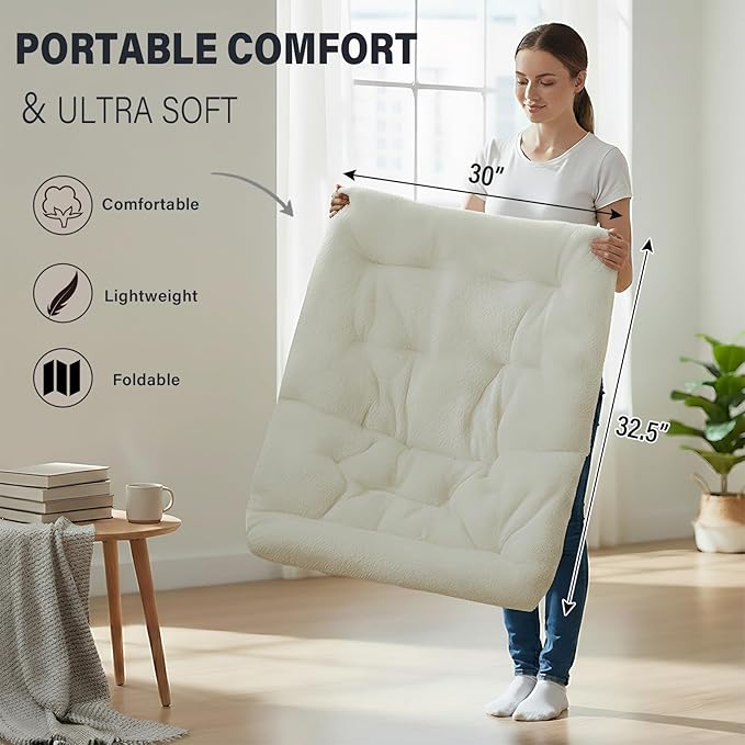 Tiita Comfy Folded Chair, Soft Faux Fur Oversized Folding Accent Chair